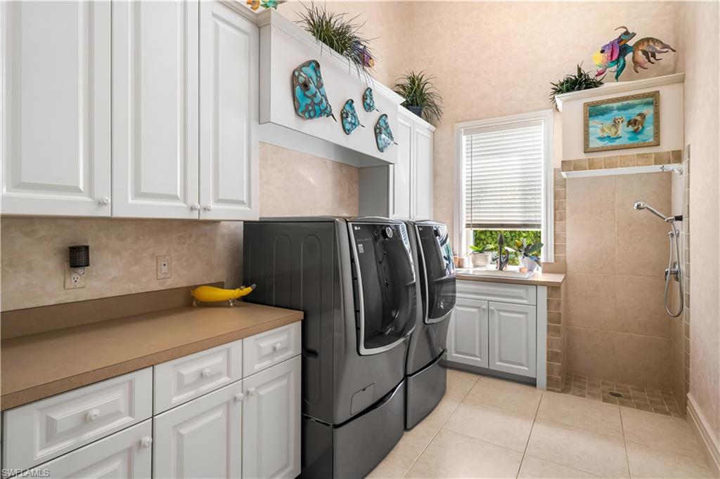 EDGEWATER - Residential