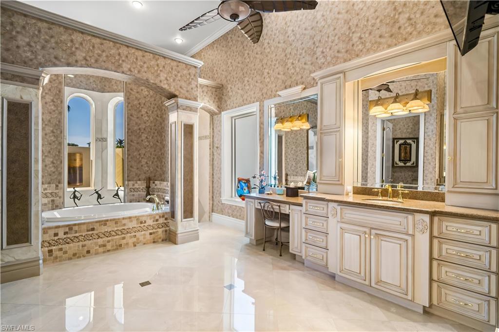 EDGEWATER - Residential