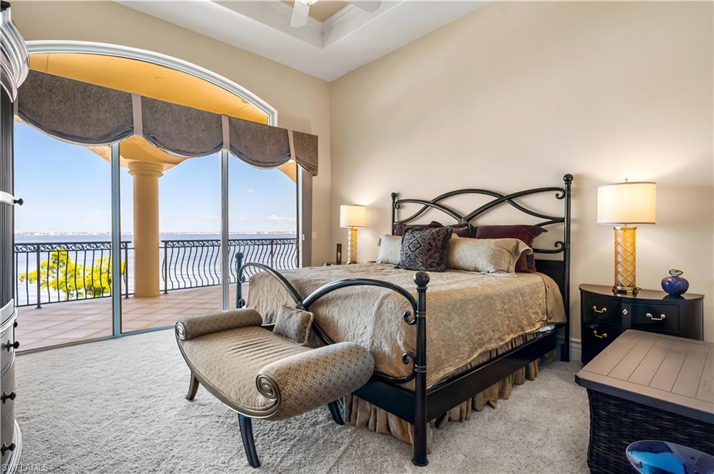 EDGEWATER - Residential