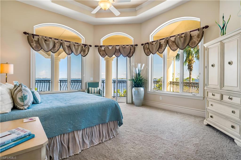 EDGEWATER - Residential