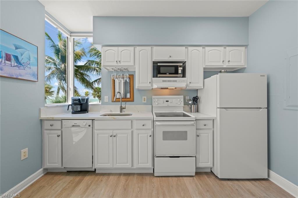 CORNERSTONE - Residential