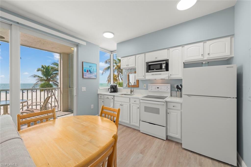 CORNERSTONE - Residential