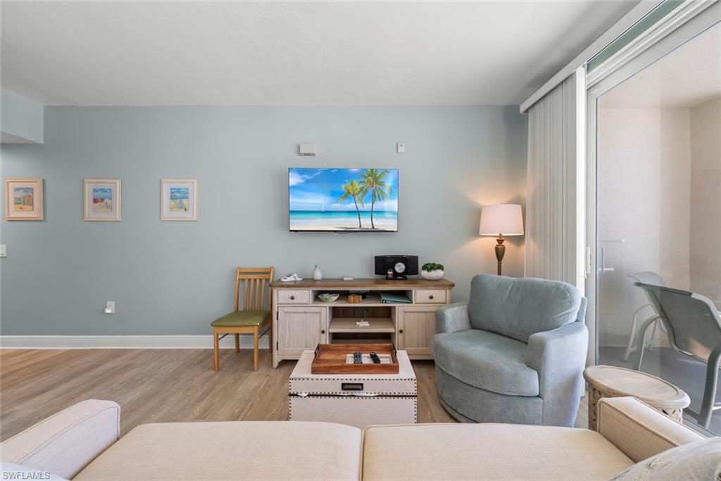 CORNERSTONE - Residential