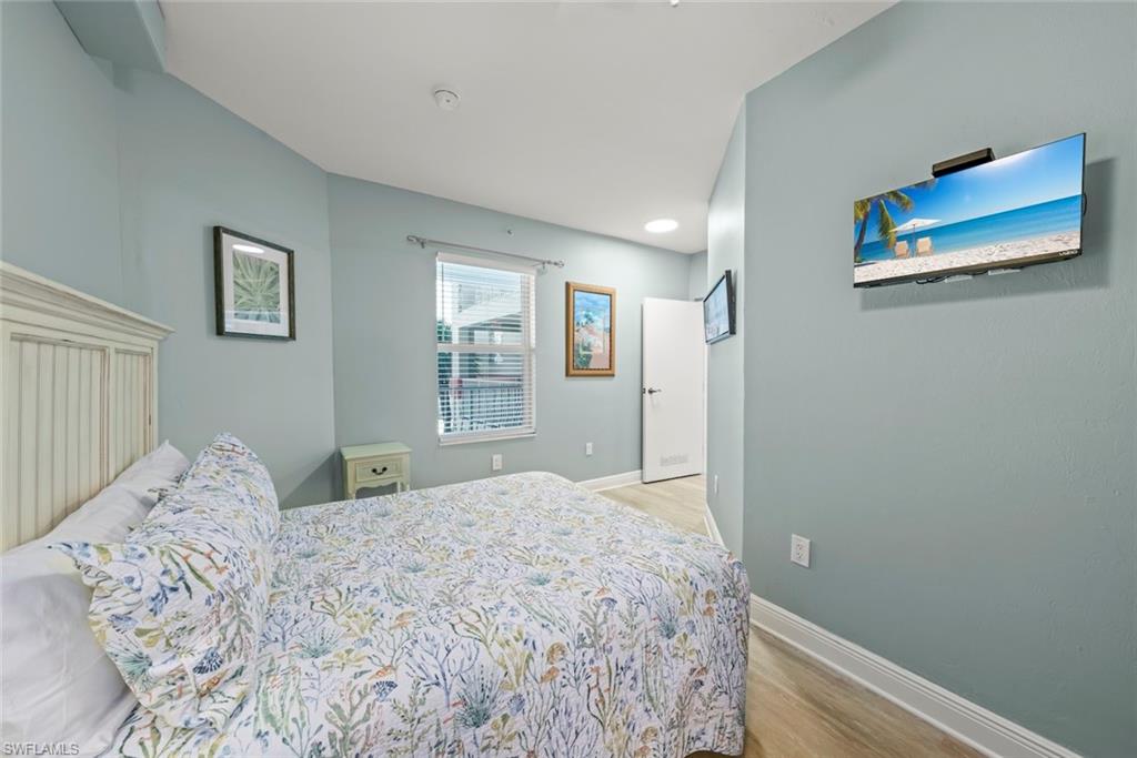 CORNERSTONE - Residential