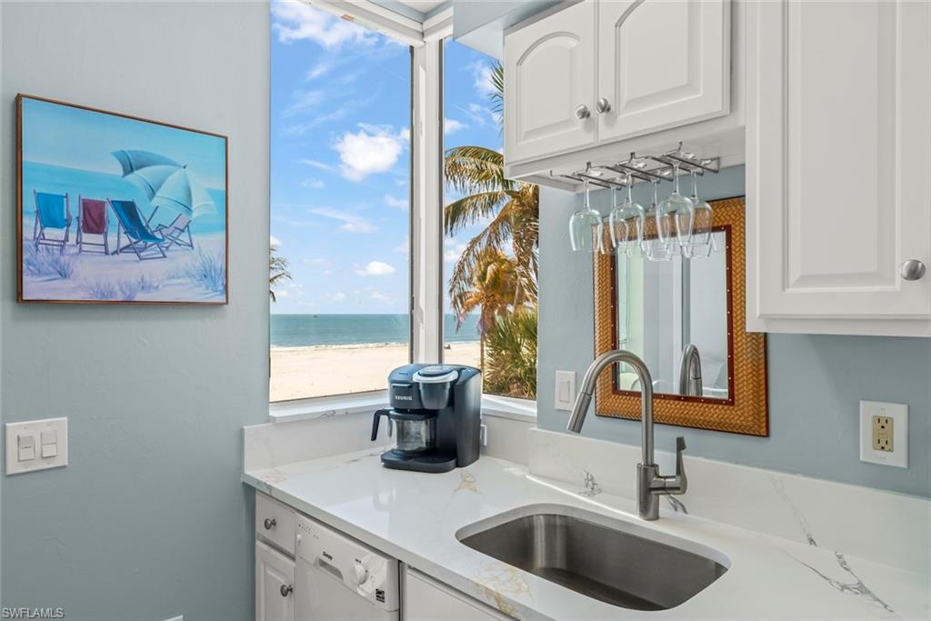 CORNERSTONE - Residential