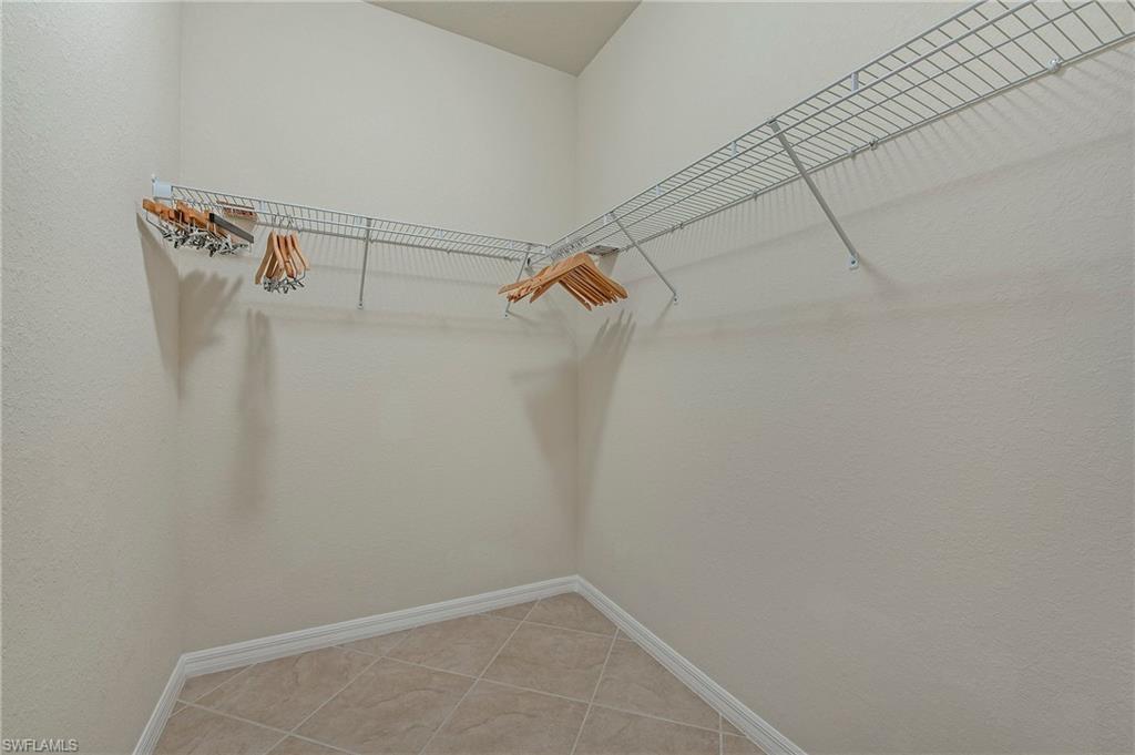 HAWTHORNE - Residential