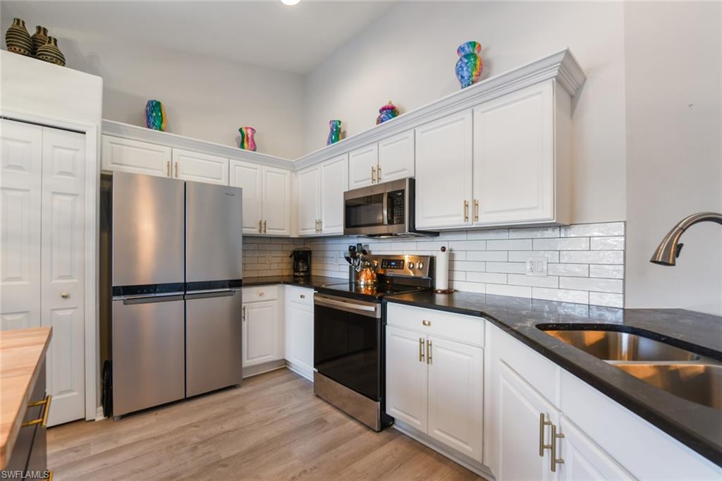 GARDEN LAKES - Residential