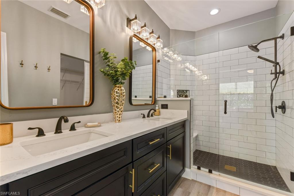 GARDEN LAKES - Residential