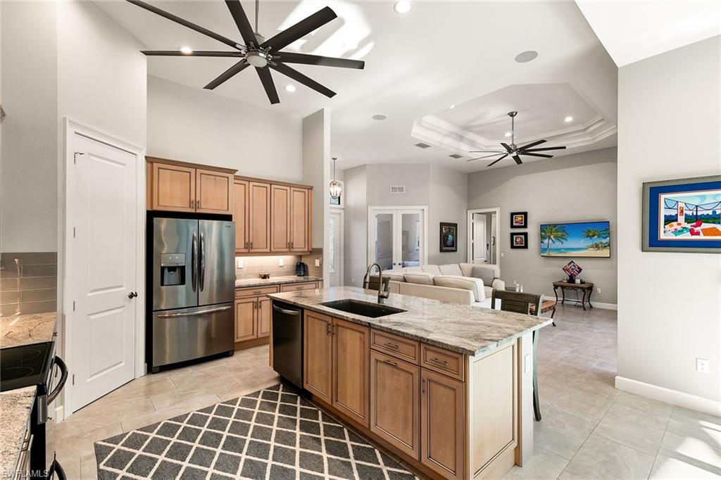 MARCO ISLAND - Residential