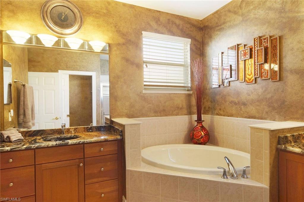 PORTOFINO - Residential Lease