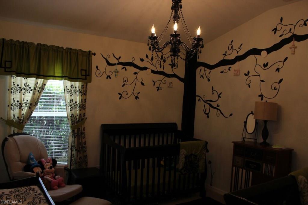 CALUSA PALMS - Residential