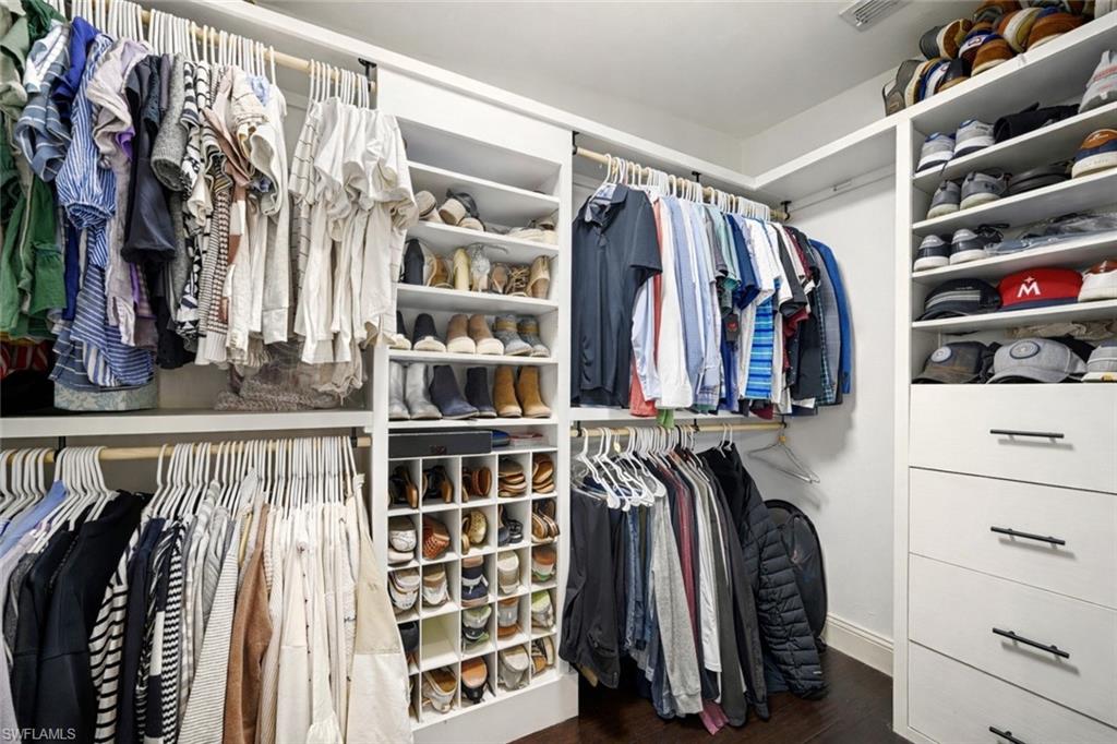 STONEYBROOK - Residential