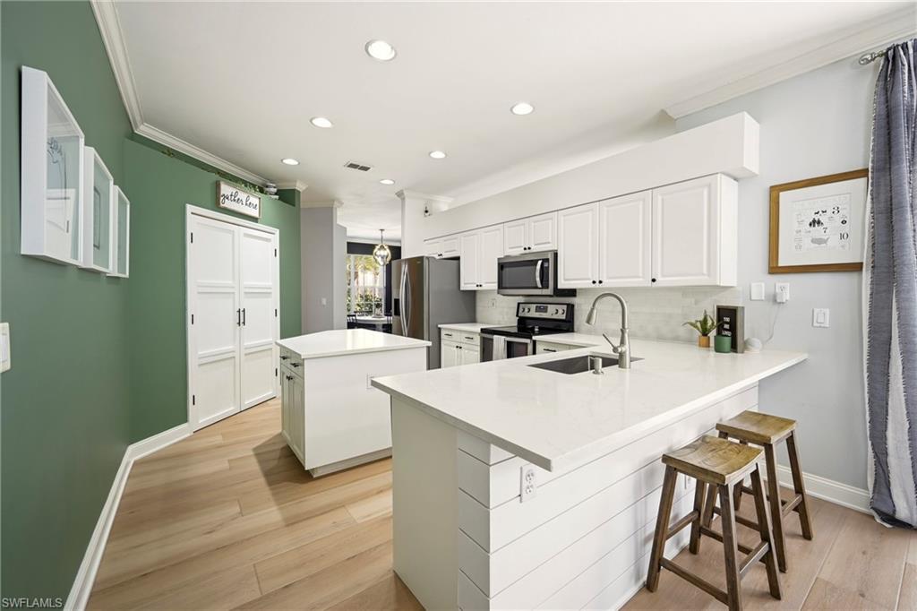 STONEYBROOK - Residential