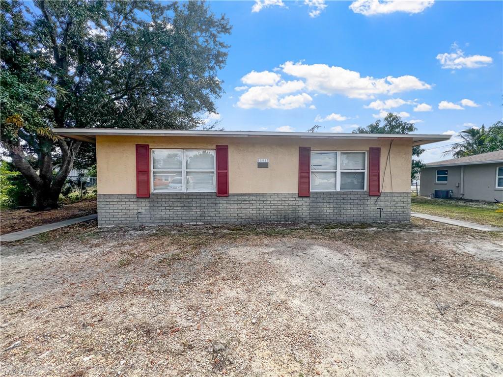 FORT MYERS SHORES - Residential Lease