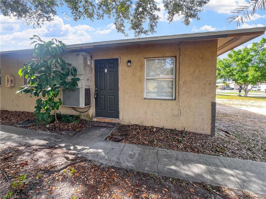 Fort Myers 1BR/1BA Freshly Renovated on First St! Cozy, Clean, and Finally Affordable.

Bloom Into Something Better For Spring. This 1-bed, 1-bath stunner on First Street just got a full glow-up, and it’s ready to be your perfect match. 

Honestly? It's giving “I’ve got this,” even if you're still figuring it out. Step inside to a clean, bright space that feels easy, comfortable, and put together from day one. No projects, no stress, just move in and make it yours. 

The vibe? Cozy. Modern. Actually affordable.

Whether it’s quiet nights in, hosting a couple friends, or finally having a place where your plants won't judge you, this one just works. You get cozy, modern Fort Myers living without the Fort Myers price tag that makes you cry into your morning coffee.
 
The location? Close to everything that matters:

- Basically around the corner from a quick pizza run.  
- Just 2 minutes from Dairy Queen for an easy sweet fix or pup cup..
- Need some air? Only 6 minutes from Manatee Park. 
- Coffee cravings are covered since it's only 8 minutes to Starbucks.
- Ditch dinner planning stress, Rib City and Publix are 20 minutes away.

The catch? There isn't one. Come see it before it’s gone!

Utilities: Water included! More room in your budget for candles, cocoa, and movie-night snacks.

Pet Policy: Furry friends are welcome—as long as they’re friendly! (Sorry, no aggressive or dangerous breeds.)
