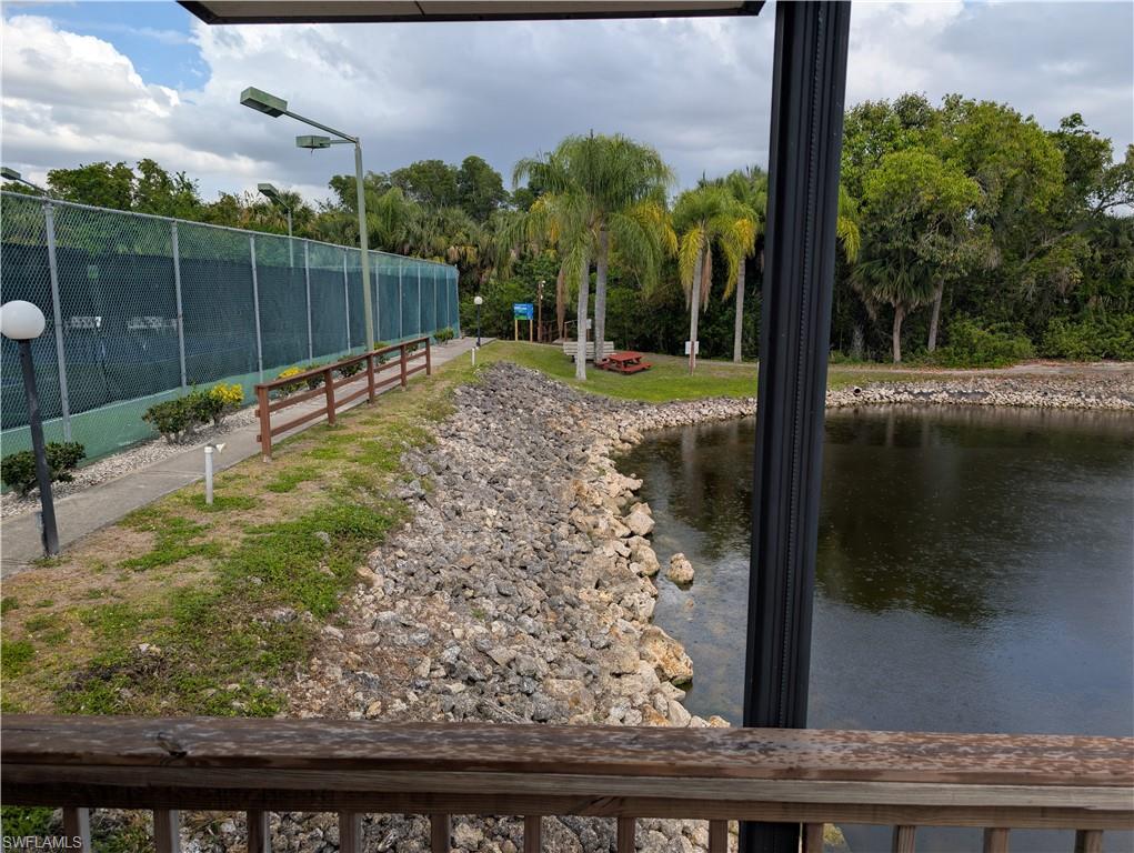 FOXMOOR LAKES - Residential