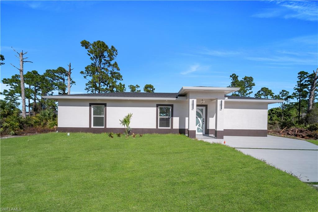 LEHIGH ACRES - Residential