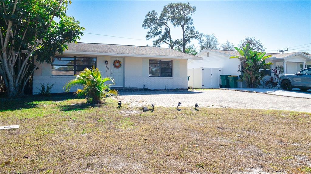 NAPLES PARK - Residential