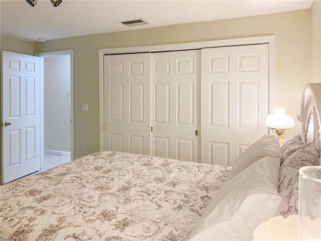 NAPLES PARK - Residential