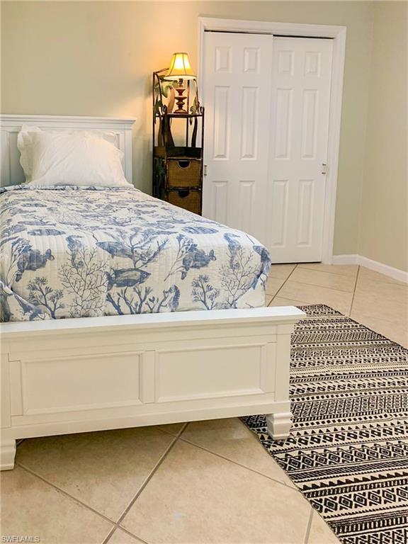 NAPLES PARK - Residential