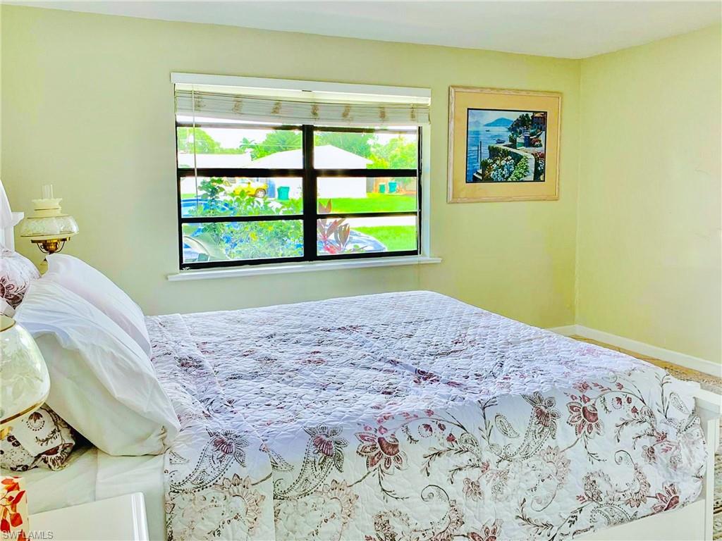 NAPLES PARK - Residential