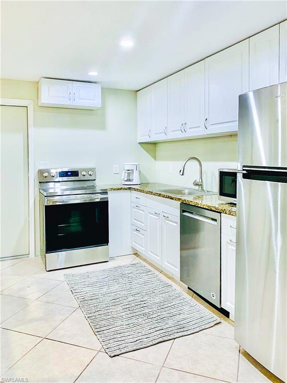 NAPLES PARK - Residential