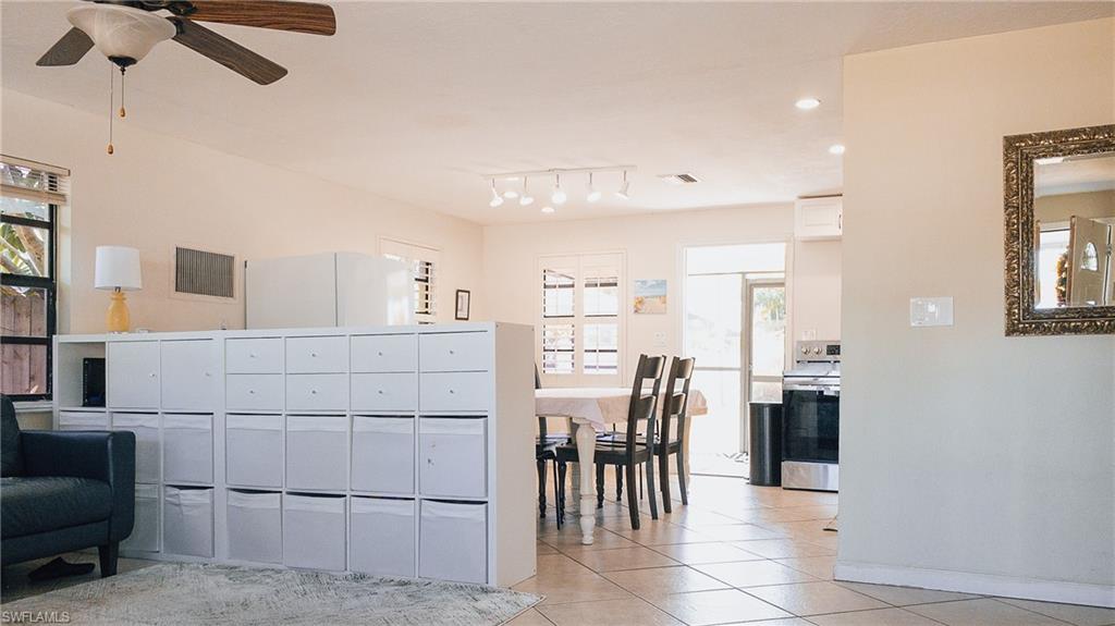 NAPLES PARK - Residential