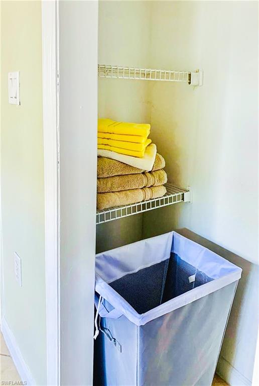 NAPLES PARK - Residential