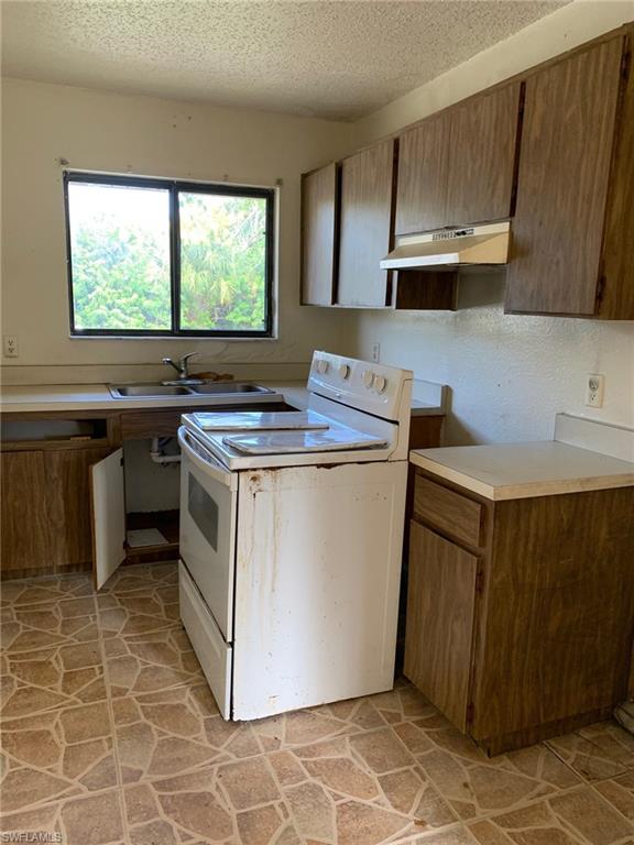 PORT CHARLOTTE - Residential