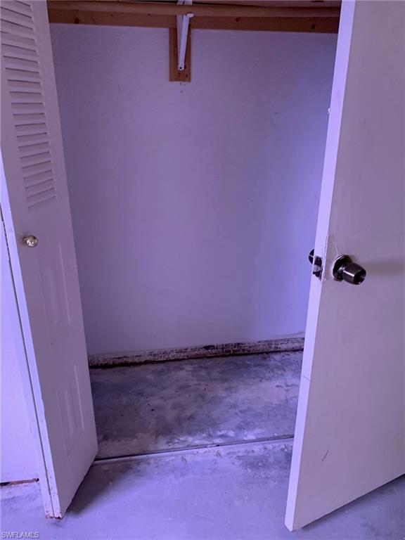 PORT CHARLOTTE - Residential