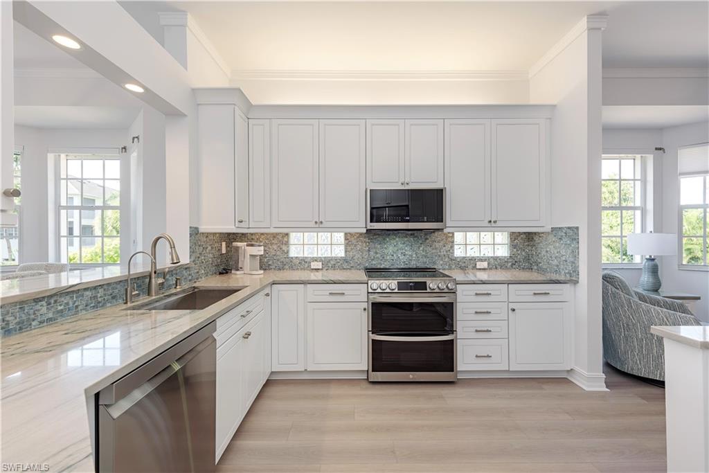 BREAKWATER - Residential Lease