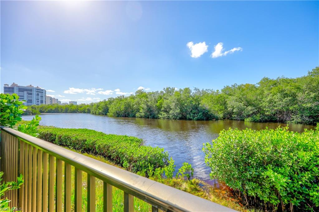 VIZCAYA AT BAY COLONY - Residential Lease