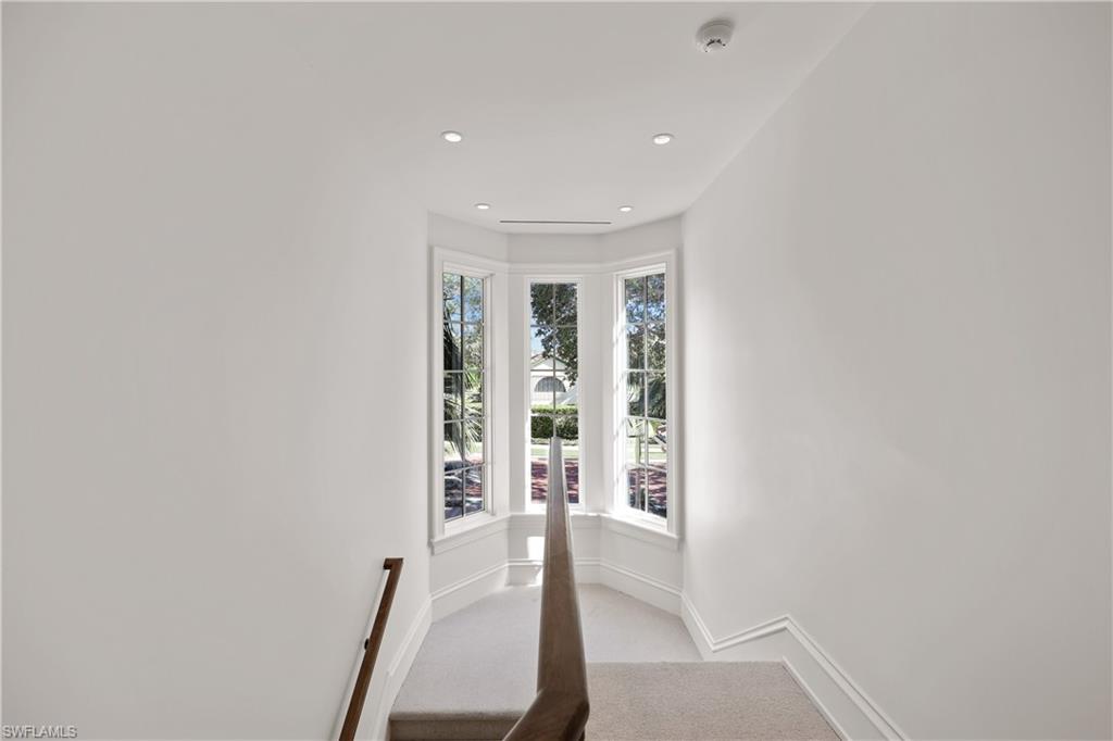 VIZCAYA AT BAY COLONY - Residential Lease