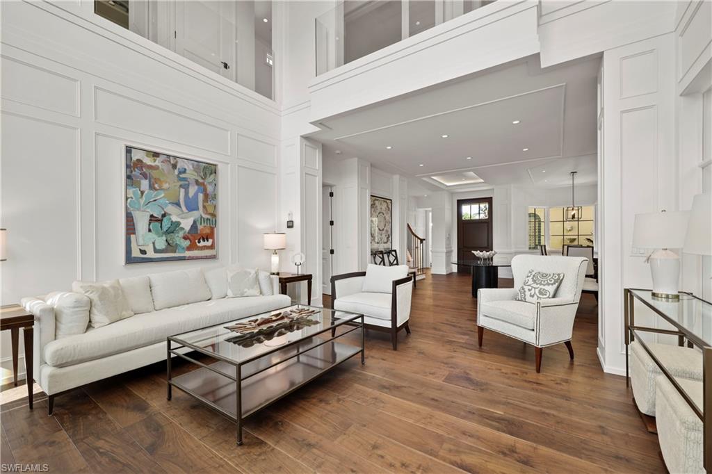 VIZCAYA AT BAY COLONY - Residential Lease