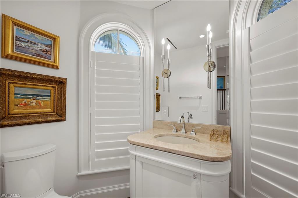 VIZCAYA AT BAY COLONY - Residential Lease