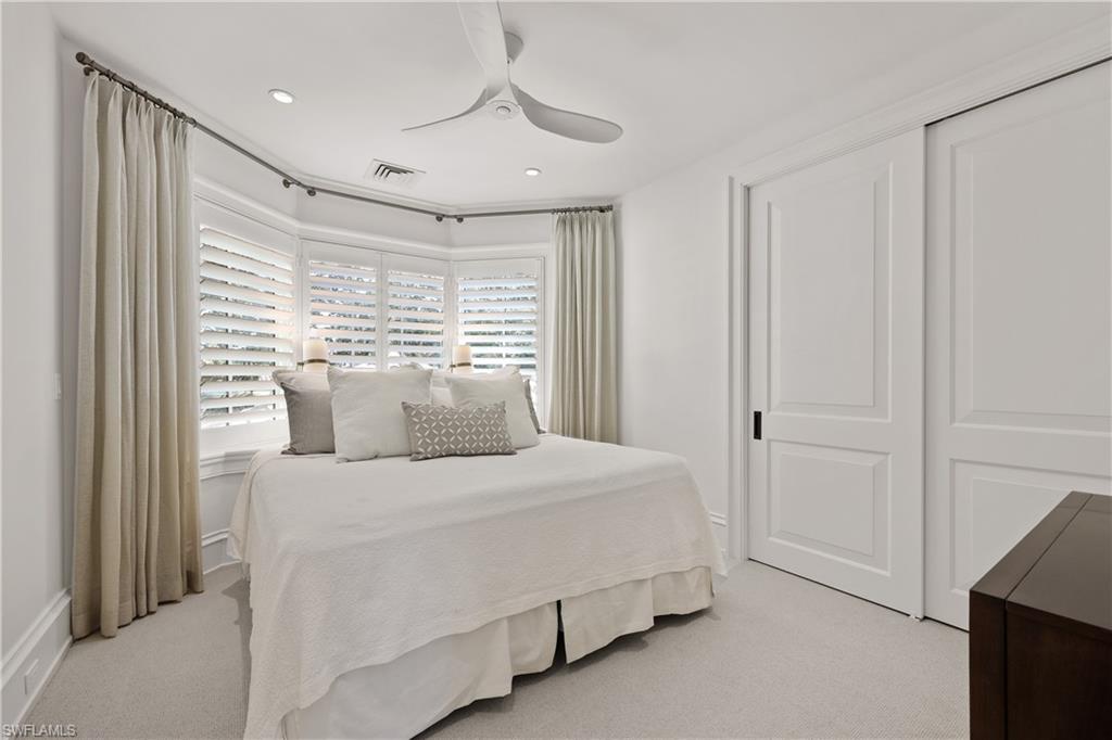 VIZCAYA AT BAY COLONY - Residential Lease