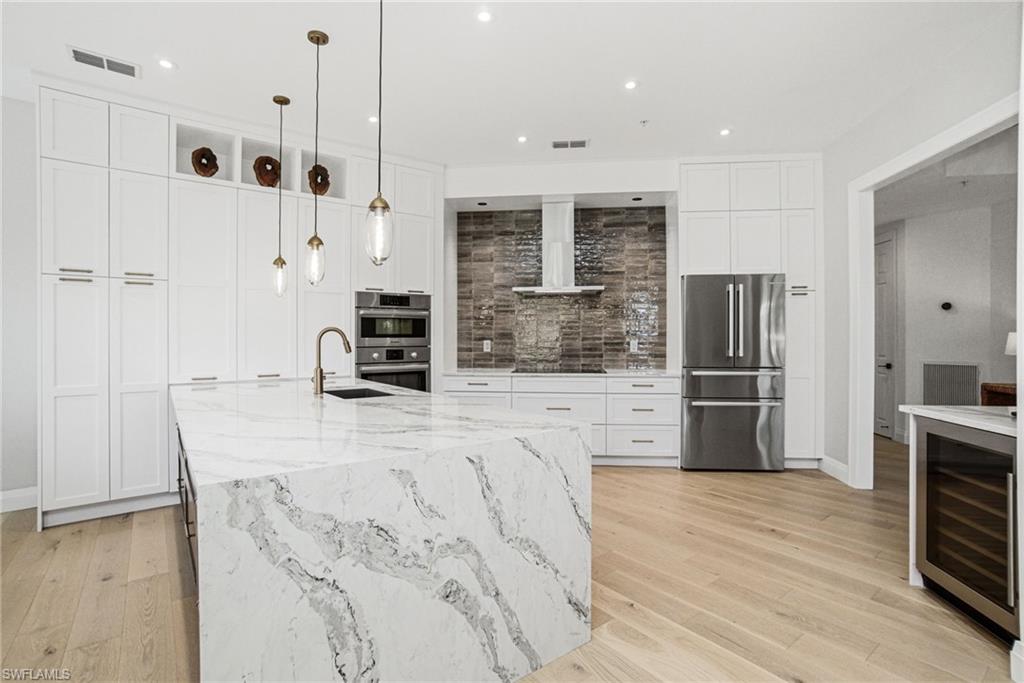 LES CHATEAUX - Residential