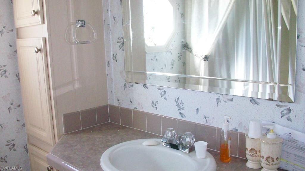 CORKSCREW WOODLANDS - Residential