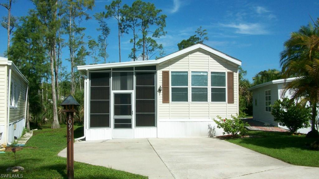 CORKSCREW WOODLANDS - Residential