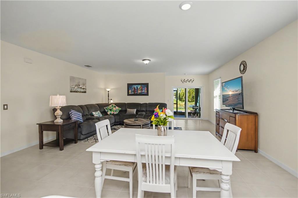 ENTRADA - Residential