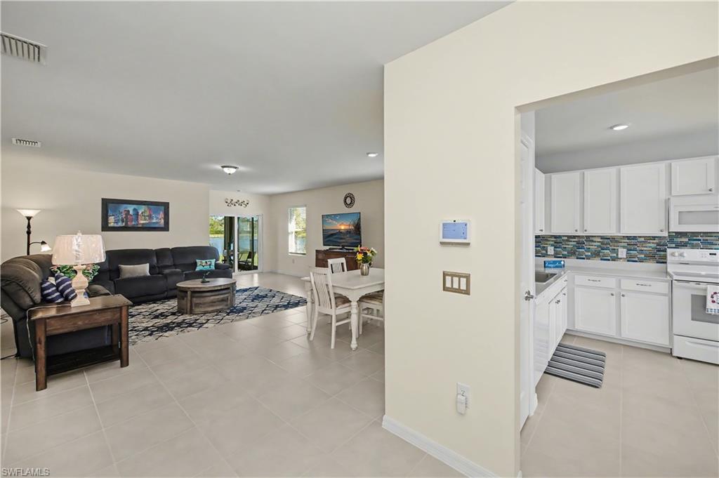 ENTRADA - Residential