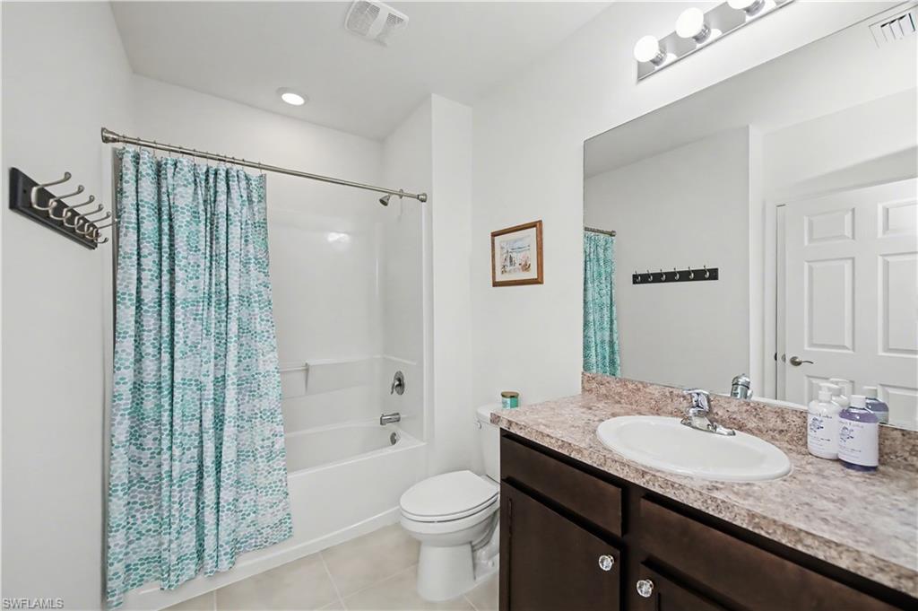 ENTRADA - Residential