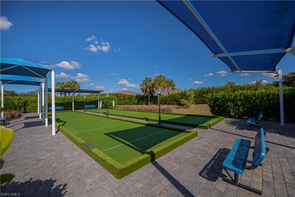 ENTRADA - Residential