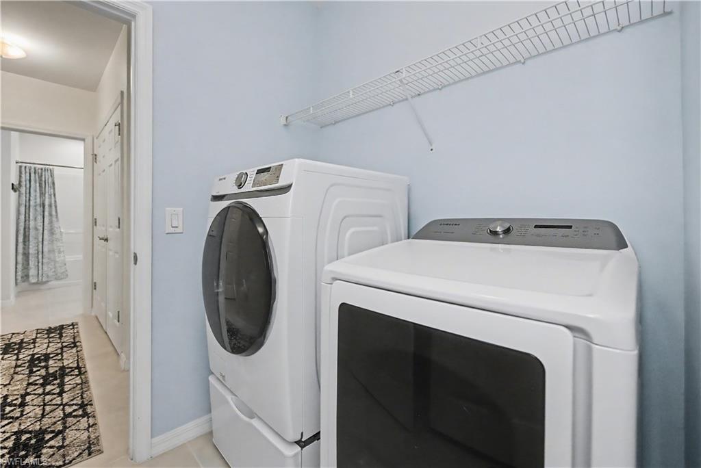 ENTRADA - Residential