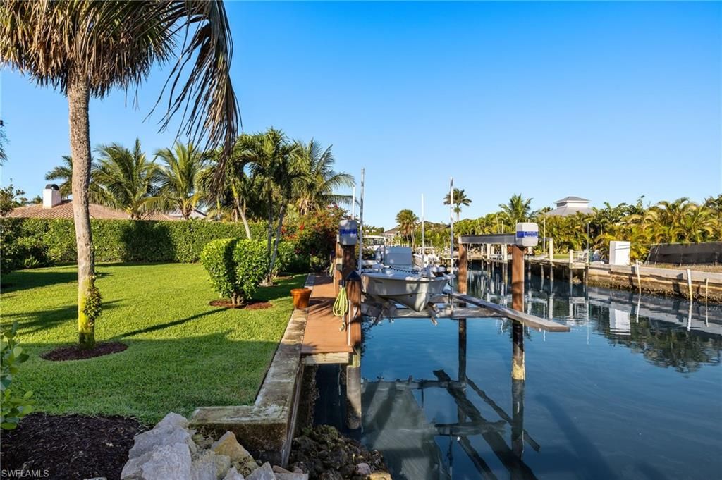 Photo of 1525 OSPREY AVE, NAPLES, FL 34102 (MLS # 225074667)