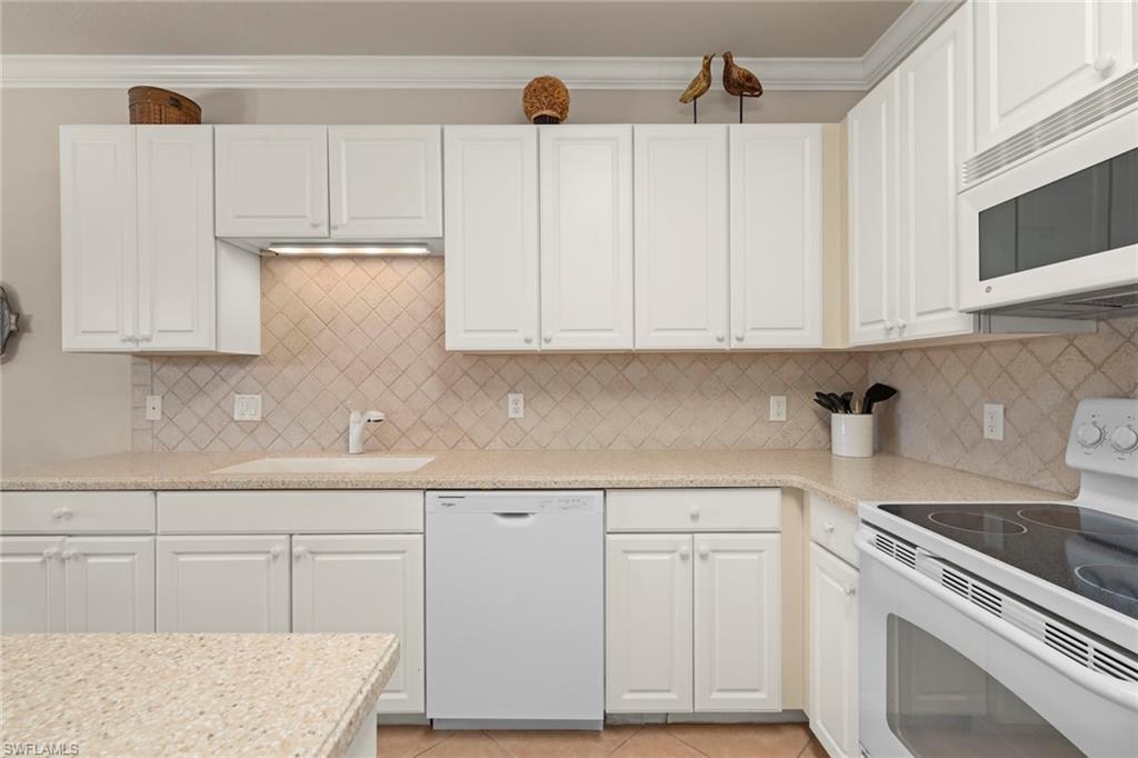 MARBELLA AT SPANISH WELLS - Residential Lease