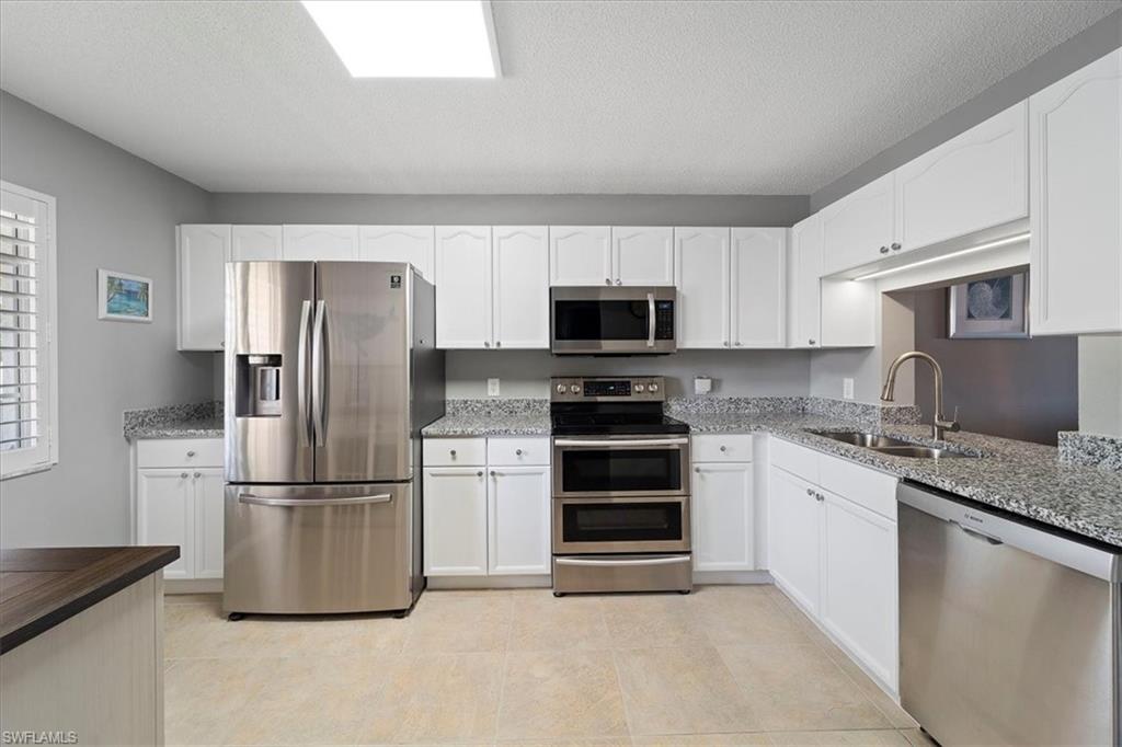 VILLAGES AT EMERALD LAKES - Residential