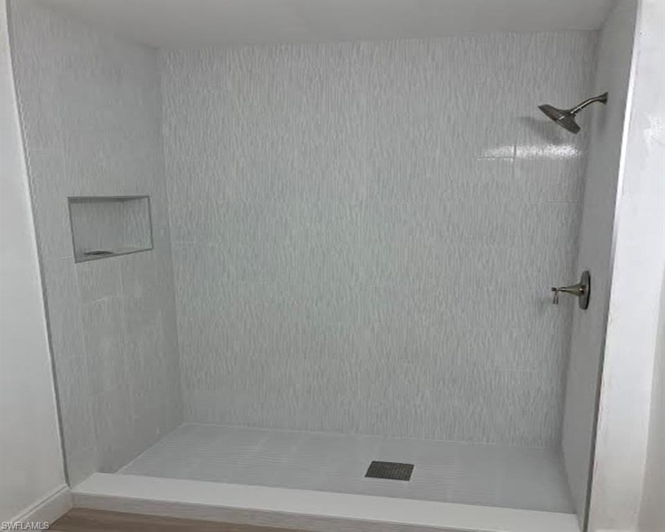 SPRING LAKES - Residential