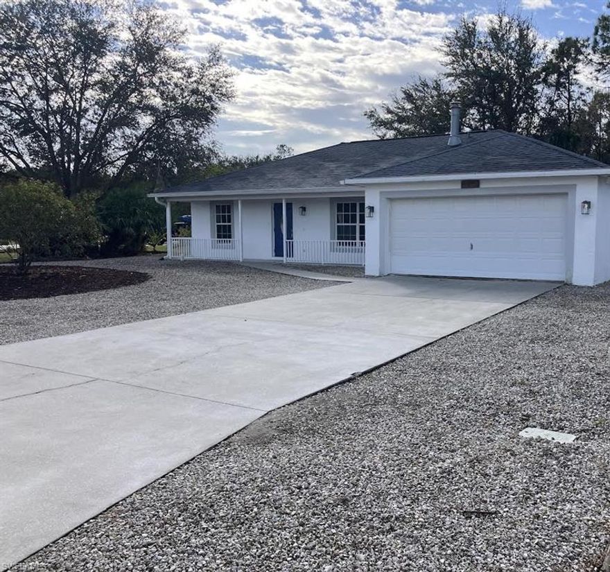 Adorable single family. open floor plan,new kitchen and new master shower. new flooring throughout. 
Great lot with no landscaping. New roof 2019 New AC 2024 ( under warrantee ). Quiet street for walking and biking. 10 minutes to Barefoot Beach, 15 minutes to RSW Ft Myers Intl Airport.
Interior photos to follow