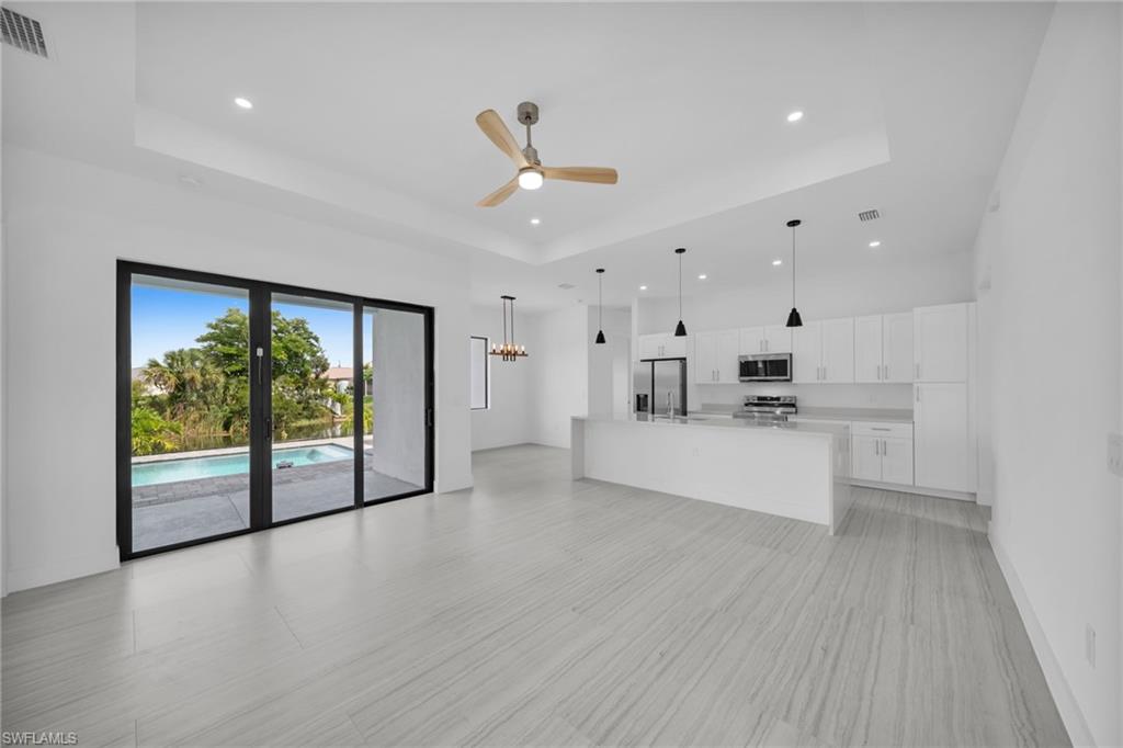 CAPE CORAL - Residential Lease